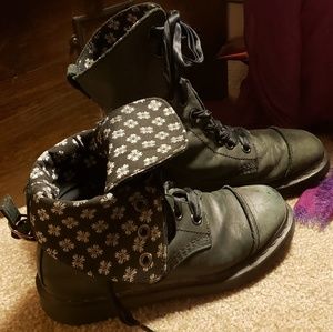 Dr. Martens Black Aimilita